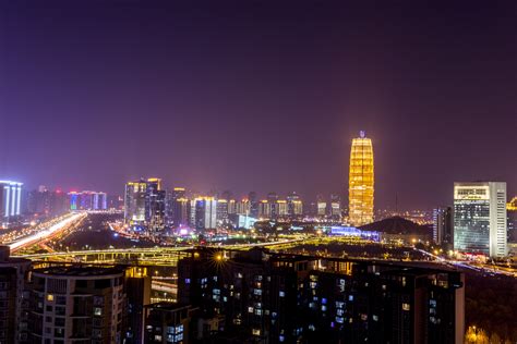 鄭州-濮陽汽車多久：旅途時光與沿線風景的深度對話